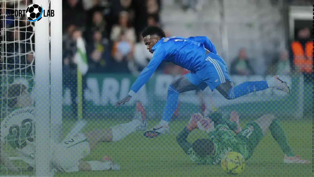 بينيا يشكك بصحة الهدف الثاني لريال مدريد بعد التعادل مع إلتشي